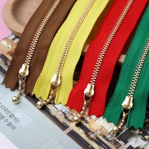 Best Selling in China Customized Open-End Brass Metal Zipper for Jackets Gold Metal Garment Zip Bags