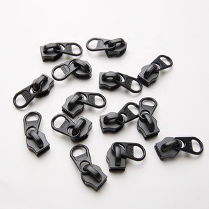 SBS Factory Wholesale High Quality Heavy Duty 8# Black Nylon Metal Short Sliders Rectangle Design for Bags Clothing Zipper