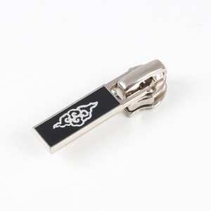 Sewing Accessory Rainbow Logo Puller Tags Decorative Purse Hollow Designer Zip Pullers Reflective Zipper Slider for Bags