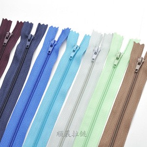 Wholesale Eco-friendly Nylon Closed-end Auto Lock Slider Zippers Plastic Textile Accessories