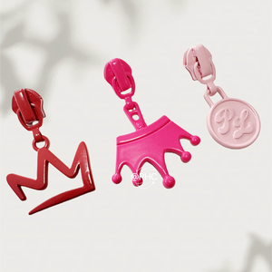 Custom Nylon Zipper Pull Tab Luxury Spray Paint Finish Clothing Design Brand Logo 5# Zipper Sliders for Garment Accessories Bags