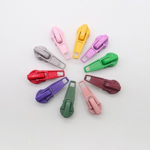 Wholesale Custom Dress Zipper Puller Pillow Quilt Cover Zipper Head Slider
