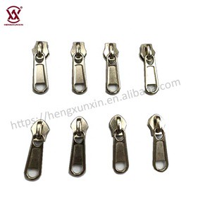Customized 3# 5# 8# 10# Factory Supply Price Zipper Black Slider Zipper Head Zipper Slider