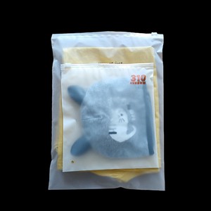 Custom Logo Garment Clothes T-Shirt Ziplock Packaging Bags Dust Proof and Water Resistant Poly Zip Lock Shopping Bag for Socks