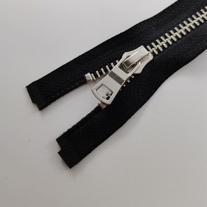 Manufacturer Custom 3# 5# 8# Coil Jacket Polyester Zippers 50 cm Gold Open-End for Bags Size 3