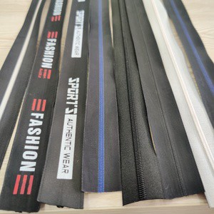 Custom Logo Raincoat with High Quality 3# PU Nylon Waterproof Open-End Zipper Long Chain Available