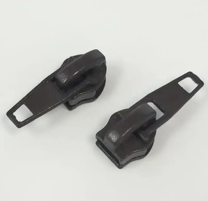 Wholesale Custom 7# DA Pull Zipper Slider Durable Metal Design for Nylon Zipper