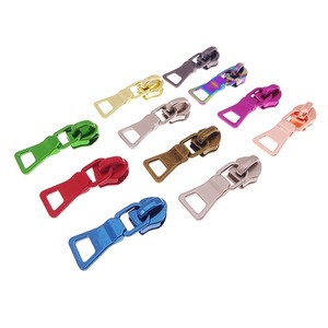 Wholesale Custom 5# Nylon Zipper Head Bottle Opener Zipper Pull Puller Slider