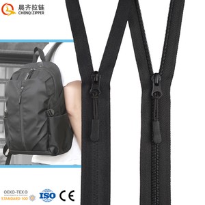 Custom High Quality 5# Nylon Long Chain Zippers Eco-friendly Nylon Reverse Wear Auto Lock Zipper Closed End Men Backpack Zippers