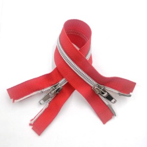 Factory OEM Zipper Wholesale #5 Silver Scoops Nylon Zippers Two Ways Open End Zipper for Garment