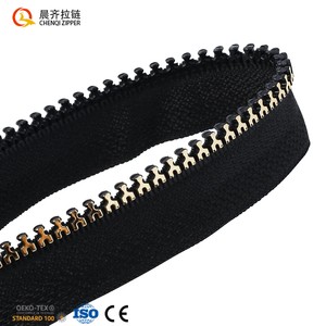Wholesale CHENQI Custom 3# 5# 8# Zipper Open-End Auto-Lock Jacket Tents Luggage Resin Zippers With Free Sample Service