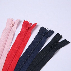 High Quality Sbs Brand 3# Nylon Closed-tail Self-Locking Zipper for Clothing Pants & Pockets-Spot Wholesale