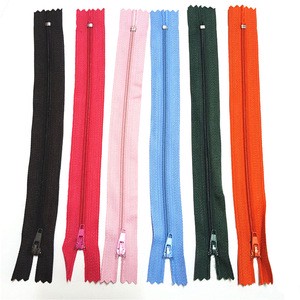 High Quality No.3 Closed-end Jacket Nylon Zippers for Sewing Self-looking Nylon Zippers for Garment Various Colors/Lengths