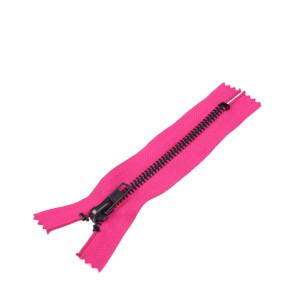 Low Price High Quality Wholesale Close-end Factory Price 5# Dawei New Design Fashionable Black Brass Zipper for Jack