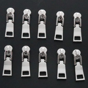 Wholesale Metal Zipper Puller Slider Handbag Custom logo Nylon Zippers Pulls Luggage Durable Zip Head Sliders for Bag Garment