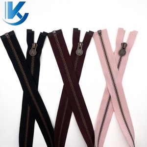 KY Custom Metal Zipper High Quality Red Antique Bronze Teeth 5# Open-End Puller Antiqued Bronze Zipper