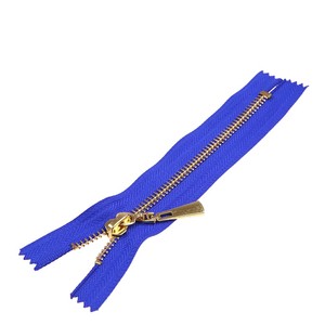 Wholesale DAWEI 3# 4# 5# 8# Metal Teeth Zipper Wholesale Garment Accessories Close End Factory Metal Zipper