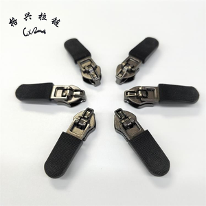 Wholesale Customized 5# Spring Lock with Grid Rubber Zipper Slider Metal Material for Nylon Zipper