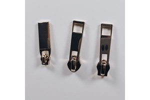 OEM ODM Custom Logo Style Zinc Alloy Nickel-Free Non-Lock Metal Zipper Pull Sliders Accessories for Bags