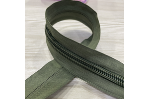 Wholesale Factory Price Custom #10 Long Chain Nylon Zipper Eco-Friendly Black Coil Zipper Roll Made of Plastic