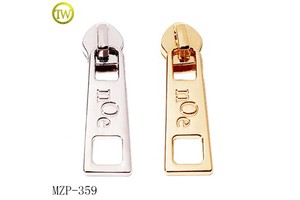 Good Quality Handbag Hardware Metal Letters Zipper Type Backpack Decorative Metal logo Zipper Puller Slider Tags for Wallet