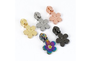 Deepeel ZT199 5# Sewing Accessories Flowers Zipper Puller Clothing Bag Zipper Slider for Nylon Zipper