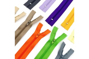 Nylon Zippers High Quality Eco-Friendly Customizable Zipper Roll Colorful Close-End Zipper for Garment Bag Wholesale Price
