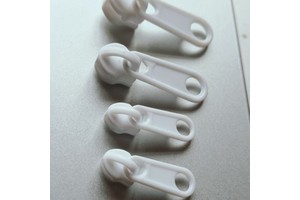 Environmental Protection Non Lock Plastic Zipper Slider for #3 #5 Resin Nylon Zip