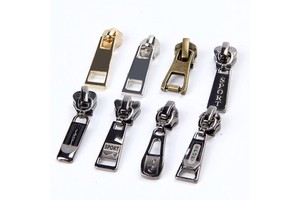 Bag Zipper Slider Fashion Zipper Puller Designer Metal Zipper Pull Tab Head Silver Custom Brand Logo Metal Aluminum Plating 1PCS