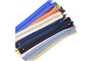 Wholesale Custom 20cm Multi Color Reversible Invisible Non-slip Nylon Pants With Short Zipper