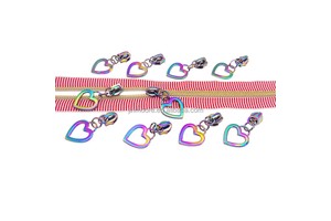 Pattern Clothing Heart Shaped Zipper Puller 5# Nylon Decorative Pull Tab Bag Belt Slider