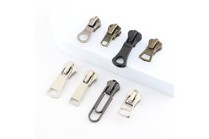 Custom OEM Metal Zipper Pull Custom Logo Slider Brand Logo Bag Zipper Puller Custom Metal Zipper Pull