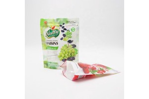 Custom Printing Raisin Dried Strawberry Food Plastic Packaging Bag Snack Dried Fruit Food Packaging Stand up Zipper Bag