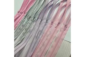 3# Eco-friendly Plastic Nylon Open End Zipper for Clothing Custom Auto Lock Slider Factory Direct Wholesale