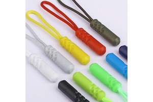 Popular Design String Cord Colorful Bag Zip Slider 3D Silicone Zipper Puller PVC Zipper Slider Rubber Zipper Head Slider