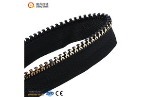 Wholesale CHENQI Custom 3# 5# 8# Zipper Open-End Auto-Lock Jacket Tents Luggage Resin Zippers With Free Sample Service