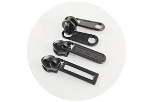 Factory Directly Sale 1# Auto Lock Zipper Slider with Customized Color Plastic Zip Puller for Garment OEM
