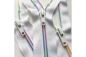 High Quality Eco-Friendly White Nylon Zipper with Rainbow Teeth for Fashion Clothing Bags Shoes Home Textiles
