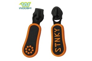 Egolden Soft Rubber Hot Customer Desnylonosilver PVC Garment Plating Engraved Silicone Zipper Puller Zipper Sliders Zipper