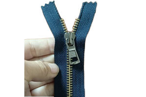 No. 5 Open-End Brass Clothing Zipper Jacket Placket Opening Metal Zipper Pull for Bags & Garments