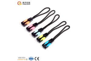 Fashion Colorful wings Rope Zipper Puller Handle Custom logo Injection Rubber Zips Pull Rope