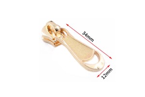 Hot Selling Zinc Alloy Zipper Slider Runner With Lock Zip Puller Size 5 Reversible 5 Zipper Puller Metal Slider
