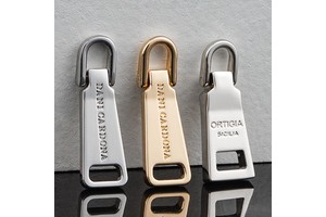 Luxury Zipper Pullers Handbag Designer Zipper Pulls High Quality Puller Zipper Slider Gold Custom Logo Metal Zip Puller For Bag