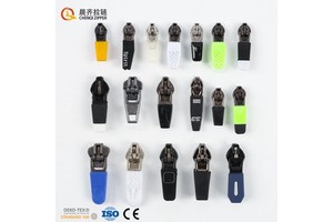 Chenqi Wholesale Quick Design Logo Molded Colourful Custom Rubber Zipper Puller Spring Lock Zipper Sliders for Clothes