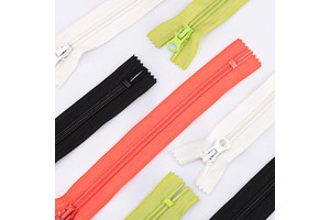 #3 Nylon Zippers Cheap Zips for Sewing OEM Custom Zipper for Garment Nylon Zippers Roll Wholesale Zipers Tape