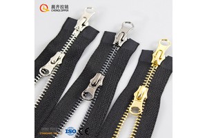 CHENQI Factory Customization 5# Nickel Silver Gold Zipper Teeth Close-End Open-End Two Way Custom Metal Zippers for Clothing
