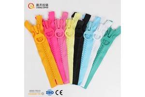 Direct Factory Sale 25cm (32 POM Resin) Big Teeth Plastic Rubber Zipper 20# Top Bottom Stop Sustainable Garments Luggage