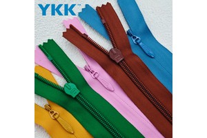 Wholesale Custom YKK 5# Nylon Invisible Close-end Zipper Accessories 48 Colors Customizable Long Roll for Dress Swimsuit Pillow