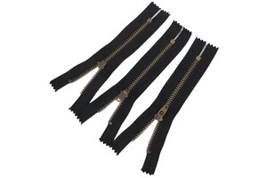 Wholesale Custom 4# Anti Brass Teeth Brass Zipper Close End with YG Slider