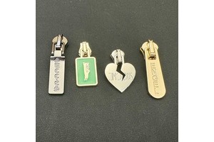 Consen Wholesale Custom Logo Brand Engraved Raise Gold Silver Hoodie Metal Zipper Puller For Clothing Handbags
